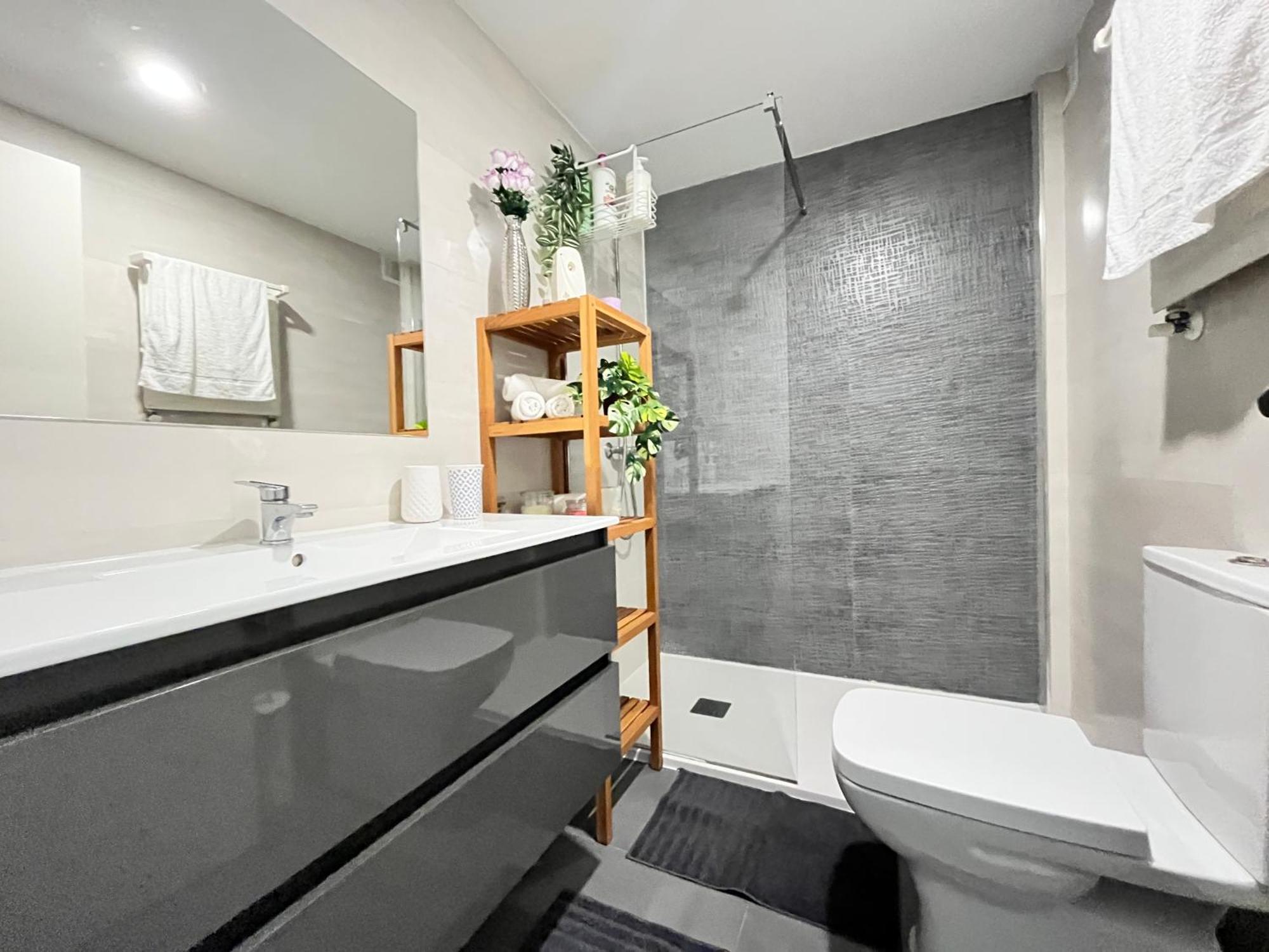 Habitacion Atocha Mendez Madrid Esterno foto